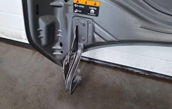 Fiat 500 Engine bonnet/hood hinges 