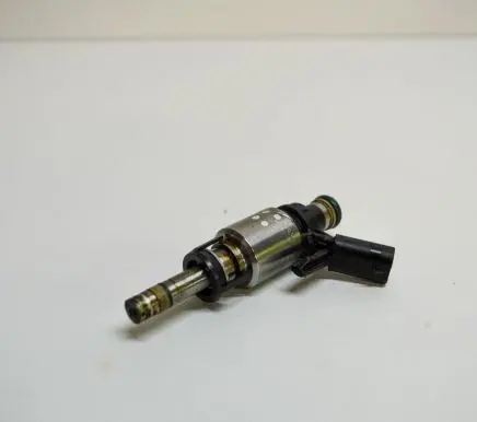 Audi Q5 SQ5 Fuel injector 06A906036K