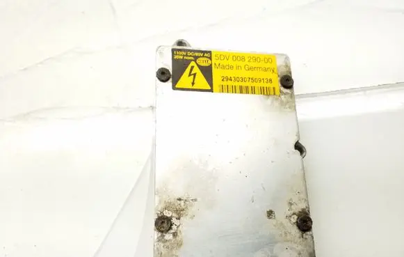 Mercedes-Benz E W211 Headlight ballast module Xenon 5DV00829000