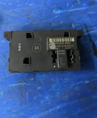 Mercedes-Benz C W203 Door control unit/module 2038201385 351307