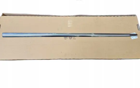 Toyota Camry Front door trim (molding) 75732YC110