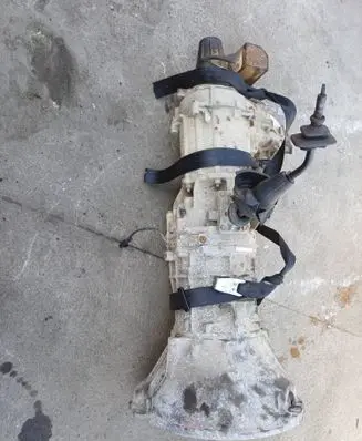 Jeep Cherokee XJ Manual 5 speed gearbox 52108121 C1611ZAE