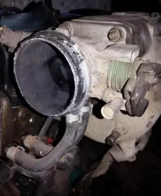 Hyundai Coupe Throttle valve