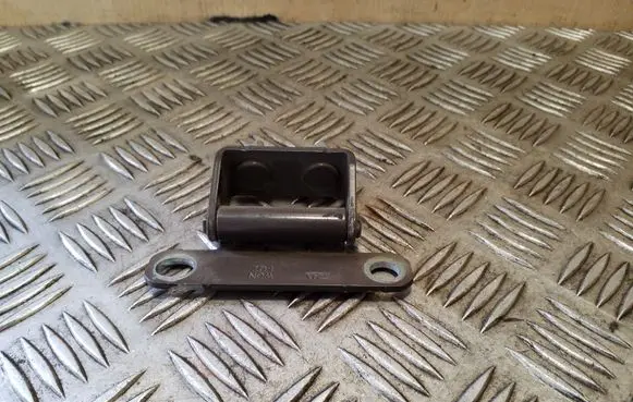 KIA Sportage Tailgate/trunk/boot hinge