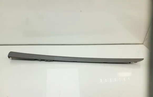 Toyota Avensis T250 Other front door trim element 67722 8561