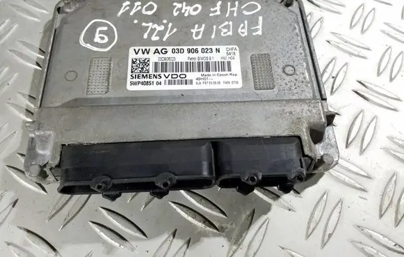 Skoda Fabia Mk2 (5J) Engine control unit/module 03D906023N 03D906023 5WP4085104