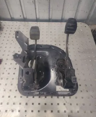 Renault Master II Pedal assembly 8200197389