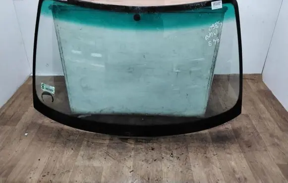 BMW 5 E39 Front windscreen/windshield window 