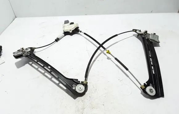 Mercedes-Benz E C207 W207 Front door electric window regulator A2077200246
