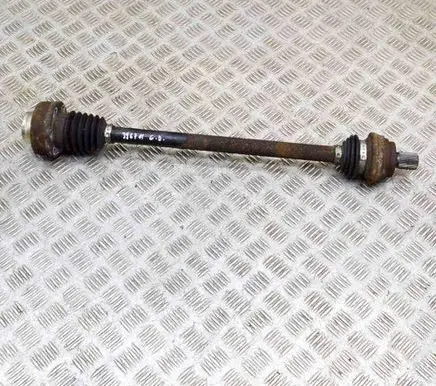 Rear driveshaft