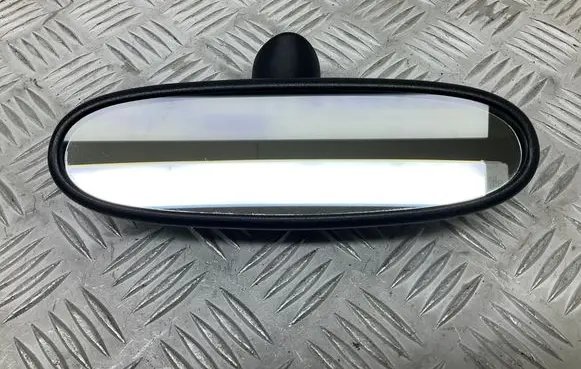 Rear view mirror (interior)