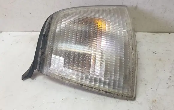 Audi 80 90 S2 B4 Front indicator light 0152627