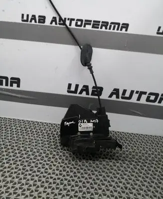 Renault Megane IV Front door lock 805025122R