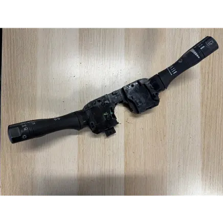 Nissan Note (E12) Indicator stalk