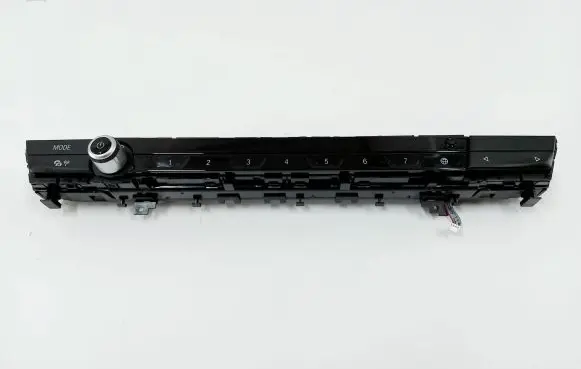 Head unit multimedia control