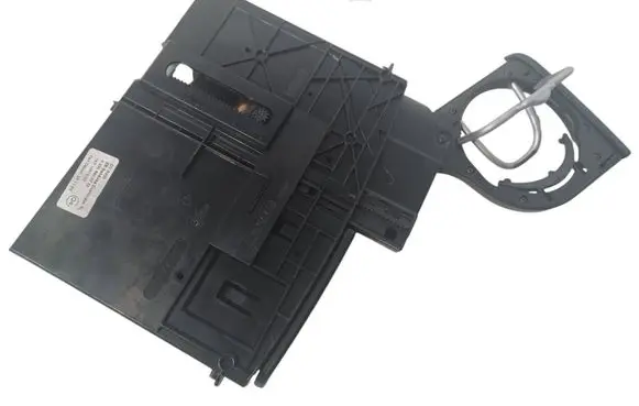 Mercedes-Benz SL R230 Cup holder A2306800750