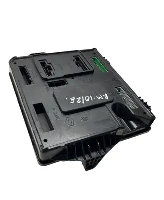 Renault Megane III Comfort/convenience module 284B17882R S180098101 S180092184A