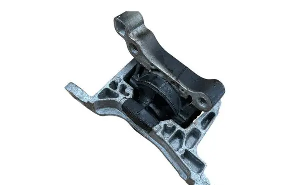 Volvo V40 Engine mount bracket 307396