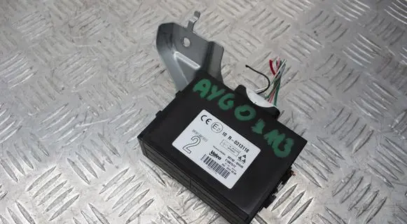Toyota Aygo AB40 Door central lock control unit/module 89740-0H040