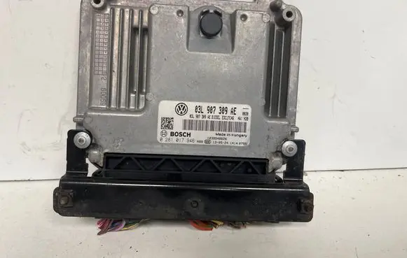 Volkswagen Tiguan Engine control unit/module 03L907309AE 1039S48626