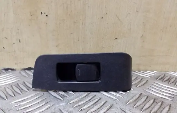 Nissan X-Trail T31 Electric window control switch 25411JG000 82961JG00A