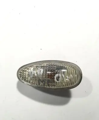 Mitsubishi Pajero Front fender indicator light 1132229 E130510