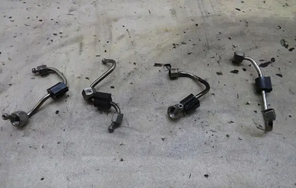 Suzuki Vitara (LY) Fuel line pipe KRIS235789
