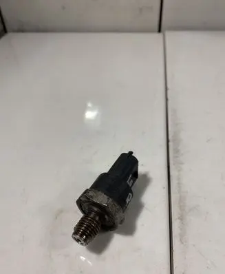 Fuel pressure sensor