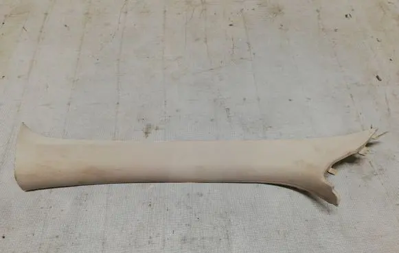 Mitsubishi Outlander (A) pillar trim 7210A245