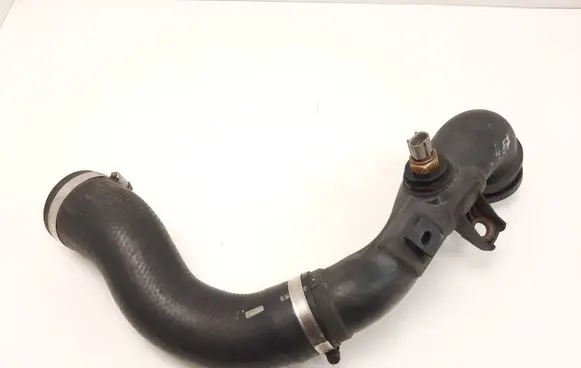 Toyota Avensis T270 Intercooler hose/pipe 173620R030