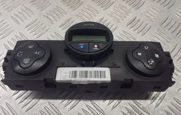 Renault Scenic II - Grand scenic II Interior fan control switch 8200501461