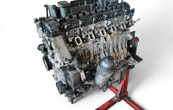 BMW 5 E60 E61 Engine 306D3 7781195 7792822