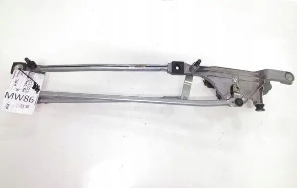 Ford Focus Front wiper linkage and motor 4M5117K484