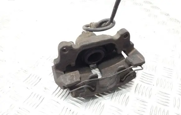 Skoda Superb B6 (3T) Front brake caliper 582