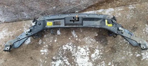Volvo S40 Top upper radiator support slam panel