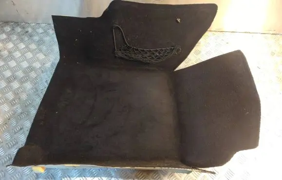 Mercedes-Benz C W204 Front floor carpet liner A2046803740 104204046 0000241902