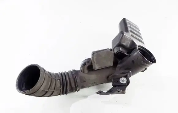 Honda CR-V Intake resonator 