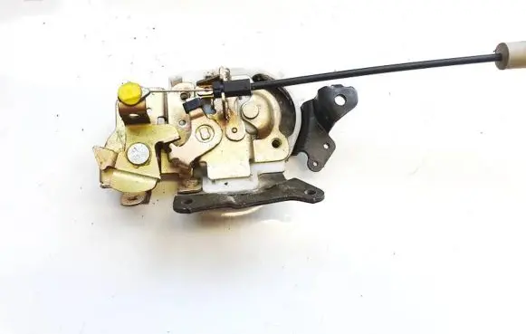 Nissan Quest Rear door lock