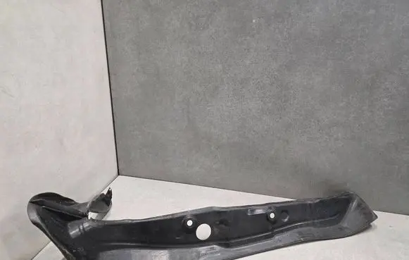 Audi A7 S7 4G Fender end trim 4G8821111A