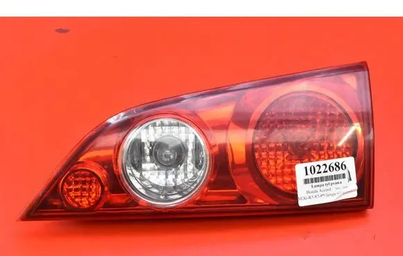 Honda Accord Rear/tail lights P3227R