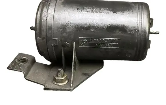 BMW 3 E46 Vacuum air tank 11781740207