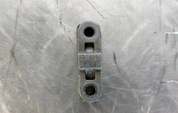 BMW X5M E70 Camshaft holder 22623