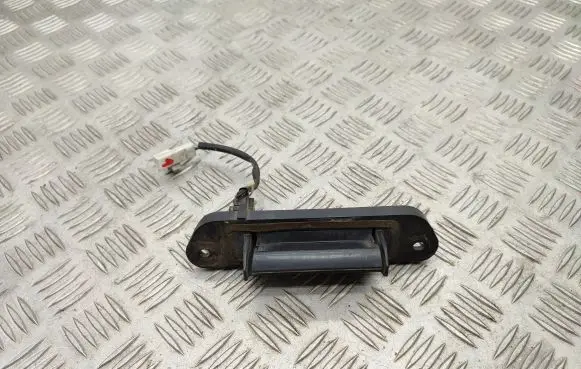 Tailgate opening switch