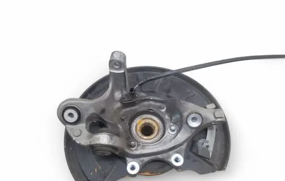 Mercedes-Benz CLS C218 X218 Rear wheel hub A2125460643
