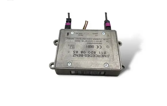 Mercedes-Benz E W211 Bluetooth antenna 2118200885