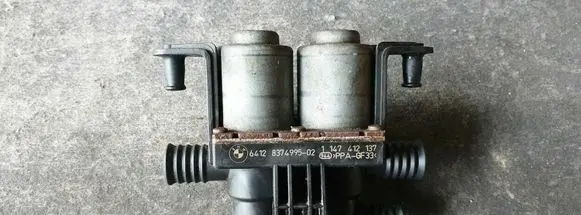 BMW X5 E53 Coolant heater control valve 8374995