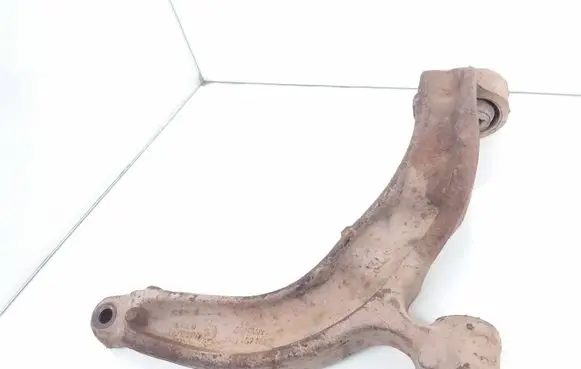 Volkswagen Transporter - Caravelle T5 Front lower control arm/wishbone 7H0407165D