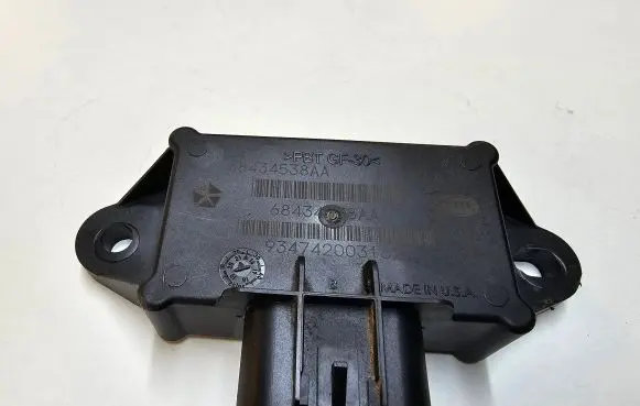 Jeep Grand Cherokee WL Fuel injection pump control unit/module 68434538AA