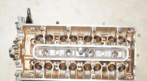 BMW X5 E53 Engine head 7512606