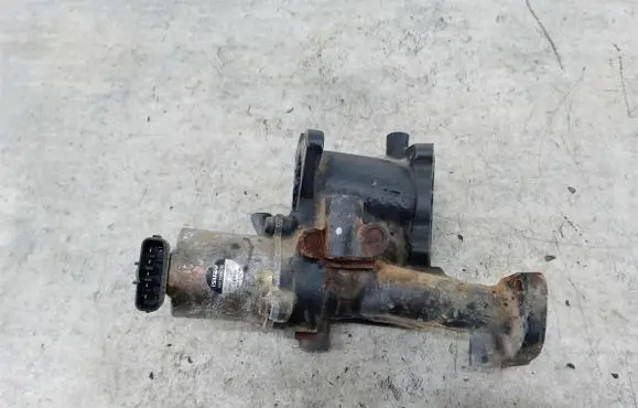 Opel Astra H EGR valve 8973586130